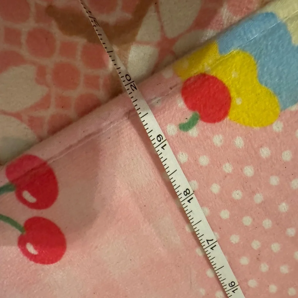 Cutecore🍓SANRIO Rug Lot - Picture 10 of 11